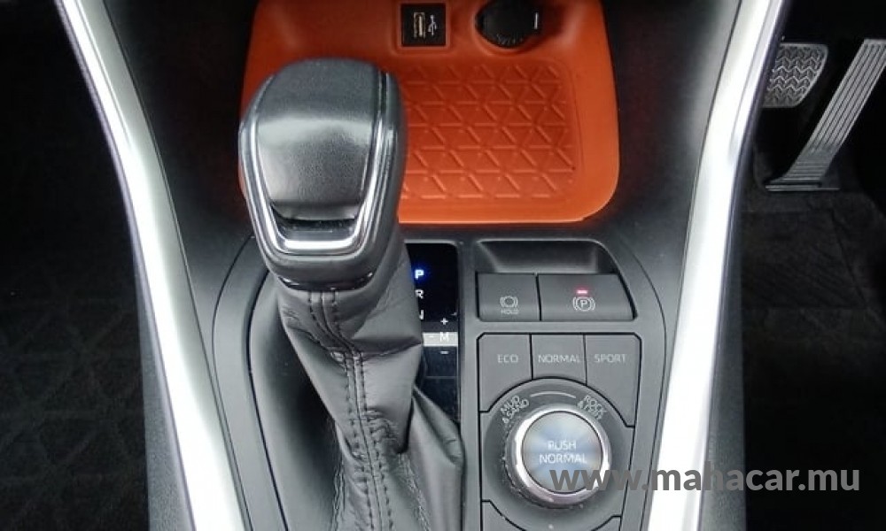 2023 Toyota Rav4 photo 8