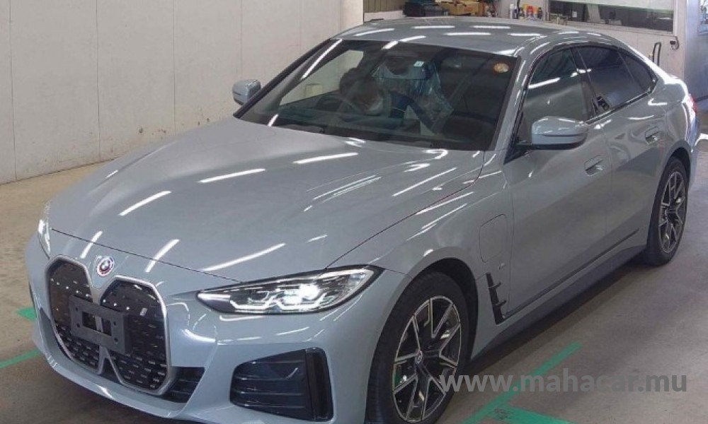 2023 BMW i4, GREY