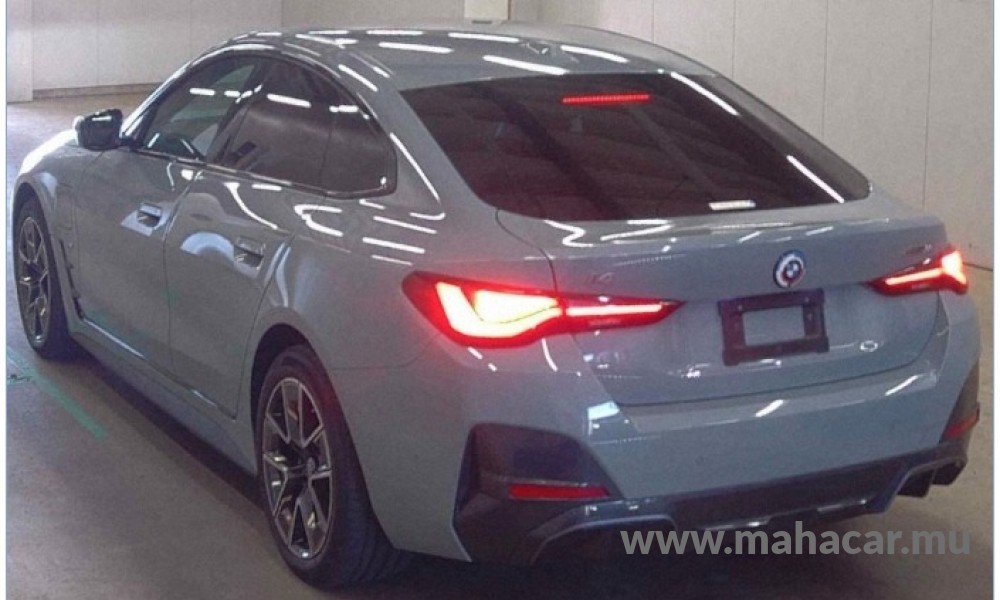 2023 BMW i4 photo 3