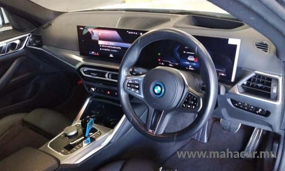 2023 BMW i4 photo 6