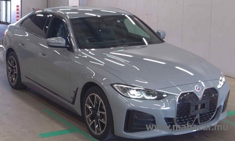 2023 BMW i4 photo 2